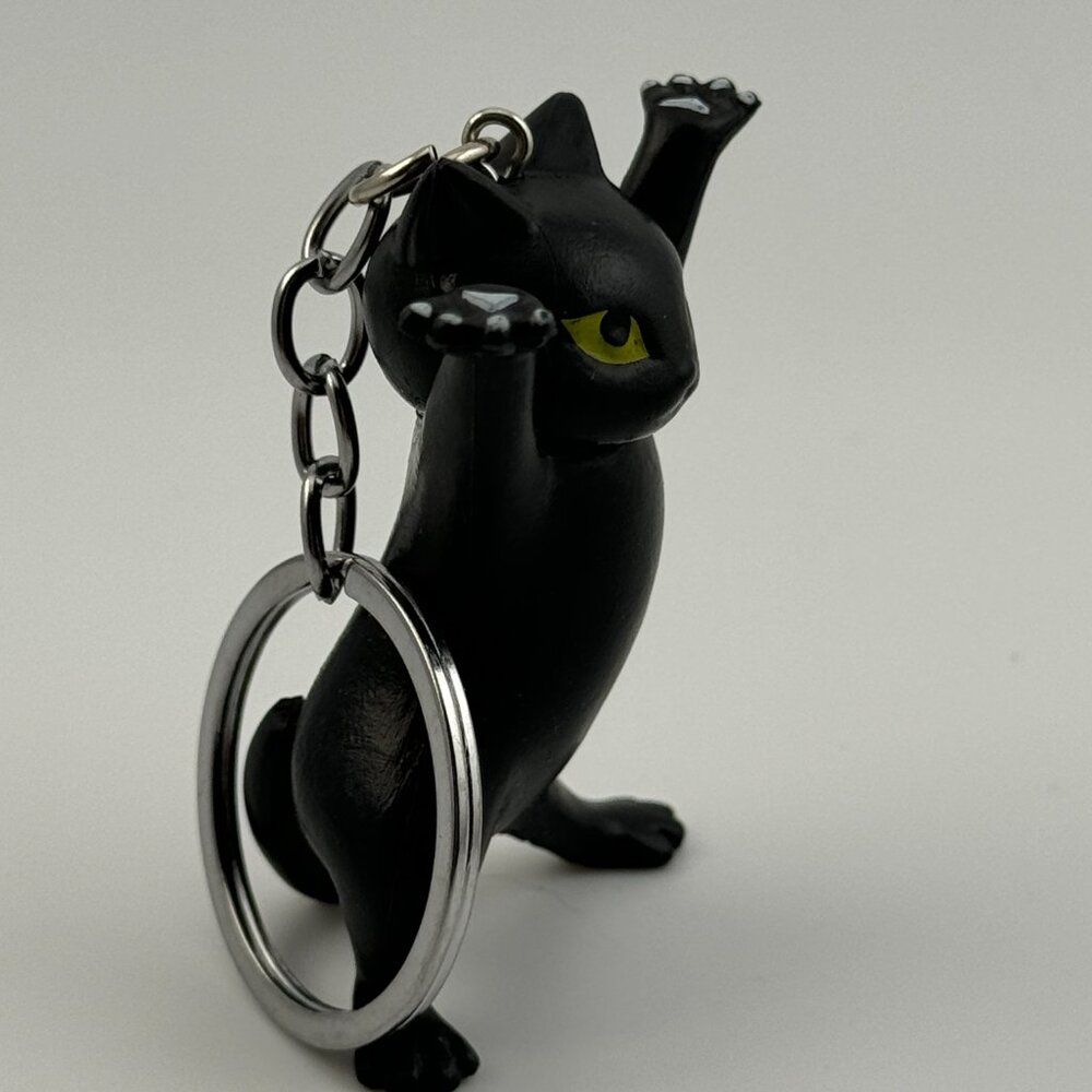 Black cat keychain, new no tags - Picture 3 of 8